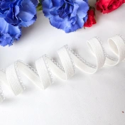 Отделочная резинка стрейч, 10 мм, молочный артикул 3610ТР img